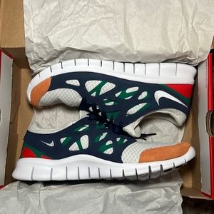 Nike Mens Free Run 2 Phantom/White/ Malachite Running Shoes